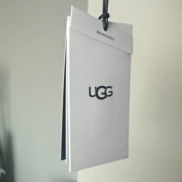 UGG Women's Black Puffer Vest - Picture 3 of 5